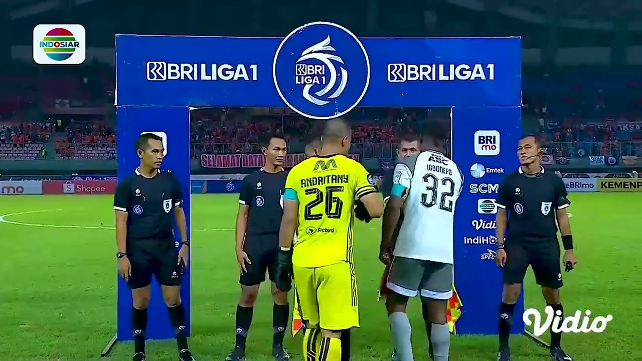 Persija Jakarta vs Persib Bandung Rivalitas Abadi di Dunia Sepak Bola Indonesia